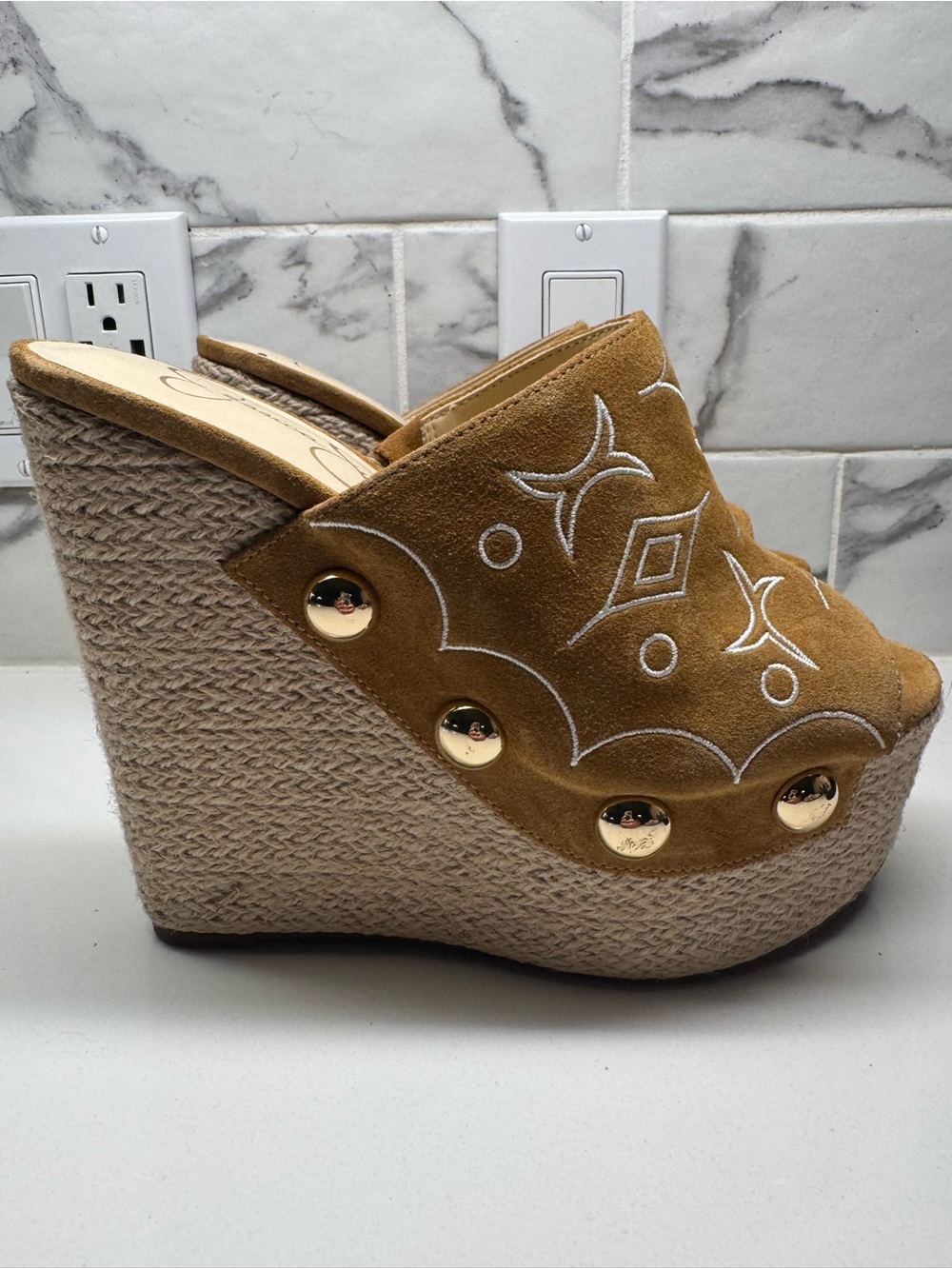 Vadim Embroidered Platform Espadrille Wedge Sandals - Picture 2 of 9